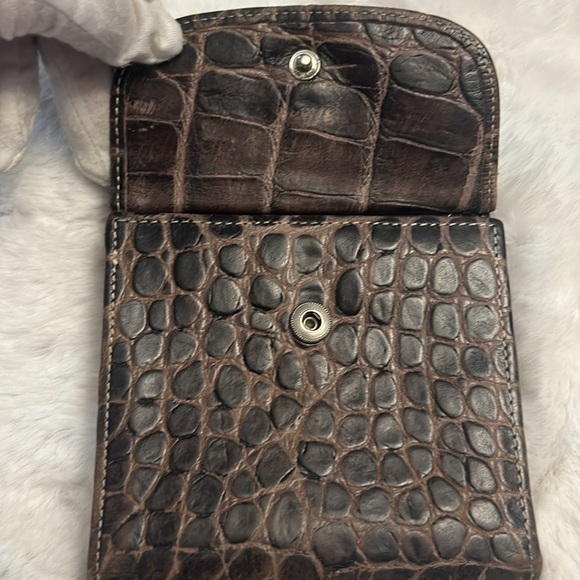 Dooney & Bourke Vintage crocodile leather print large brown bifold wallet - Picture 7 of 16